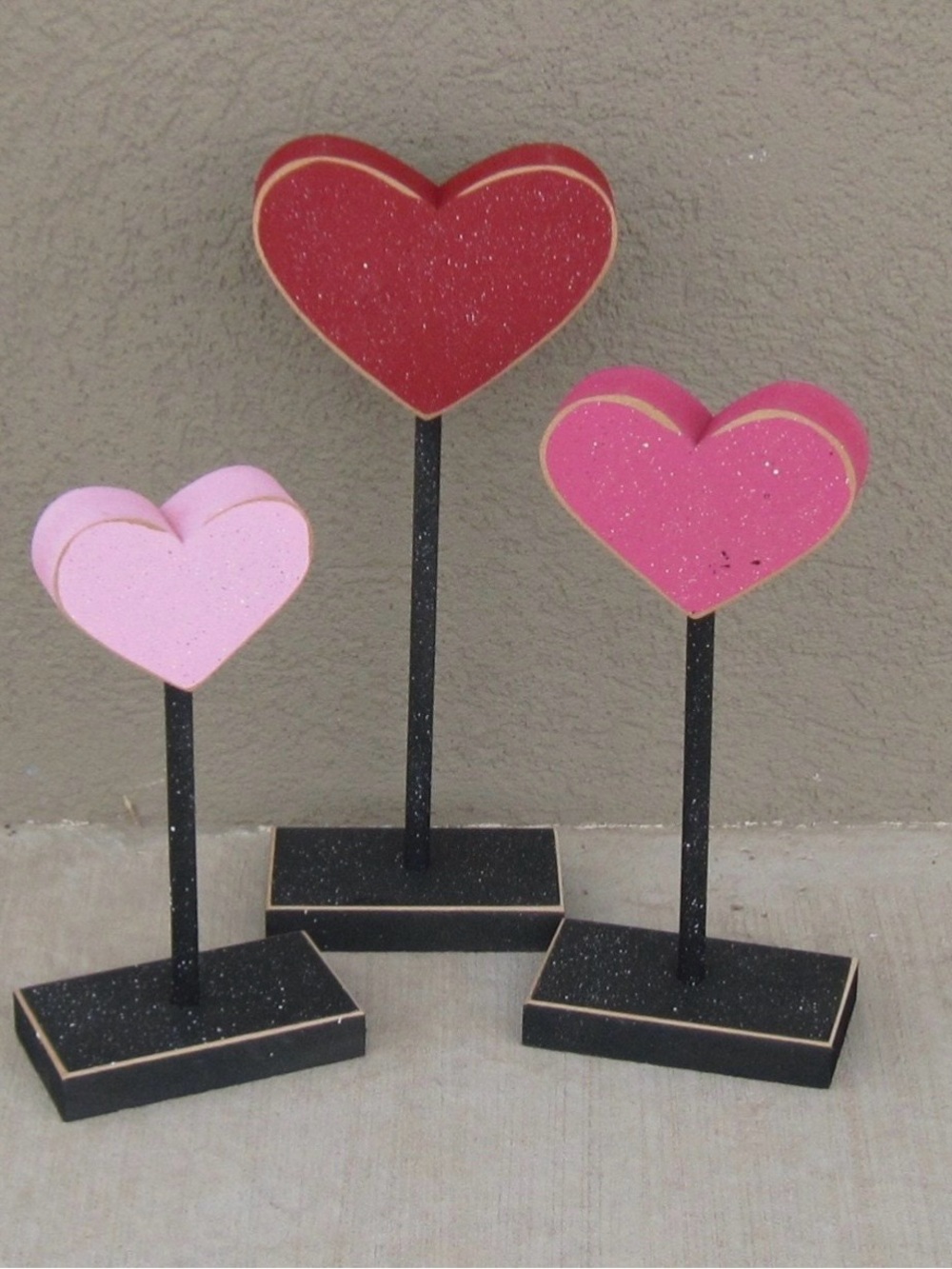 Heart Tabletop Decor Trio - Pink, Hot Pink & Red